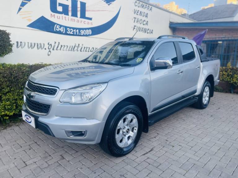 CHEVROLET - S10 - 2014/2014 - Prata - Sob Consulta