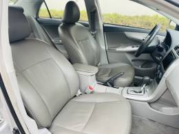 TOYOTA - COROLLA - 2014/2014 - Prata - R$ 66.900,00