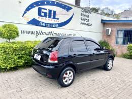 FIAT - PALIO - 2006/2007 - Preta - R$ 21.900,00