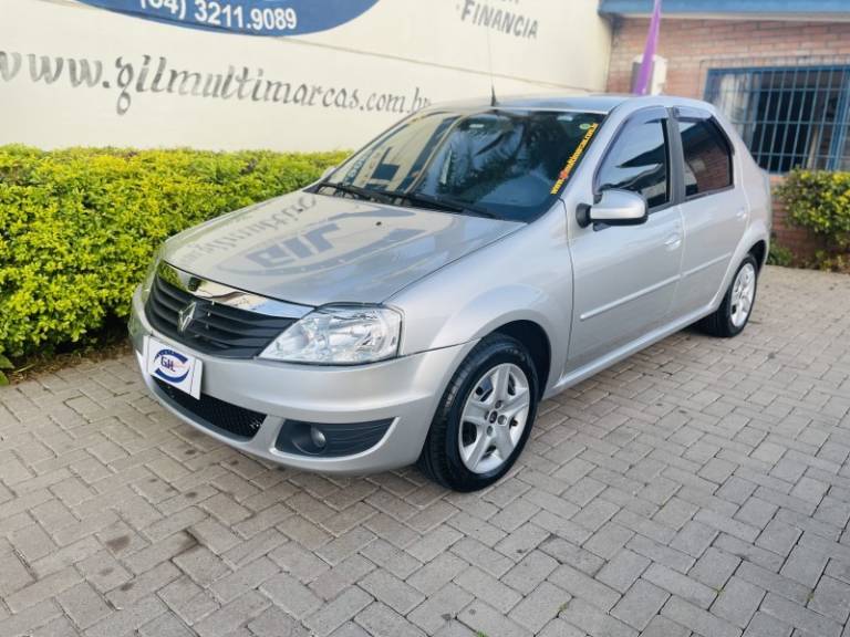 RENAULT - LOGAN - 2013/2013 - Prata - R$ 33.900,00