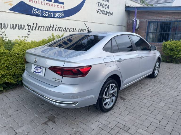 VOLKSWAGEN - VIRTUS - 2020/2020 - Prata - R$ 85.900,00