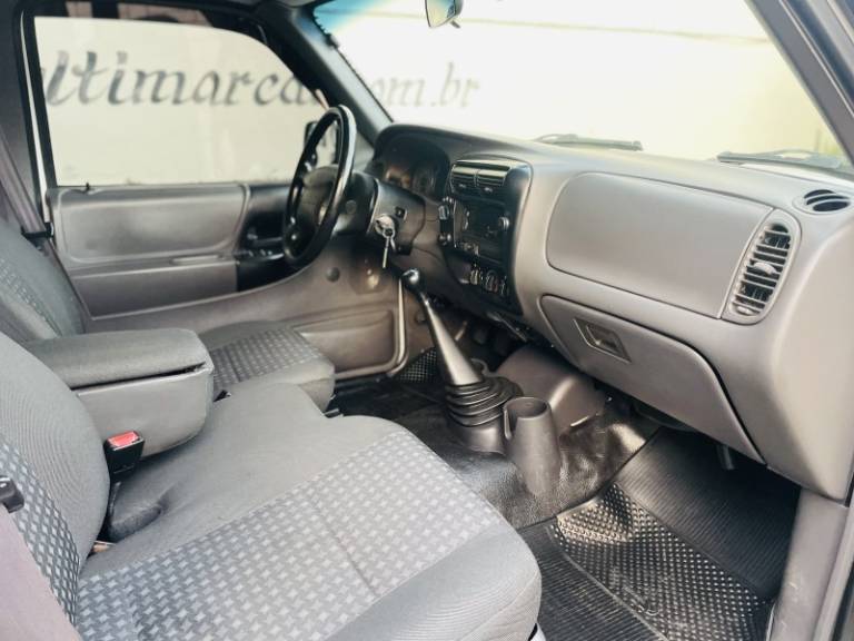 FORD - RANGER - 2008/2008 - Branca - R$ 64.900,00