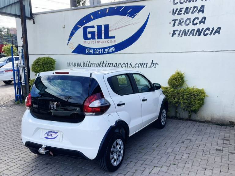 FIAT - MOBI - 2022/2023 - Branca - R$ 52.900,00