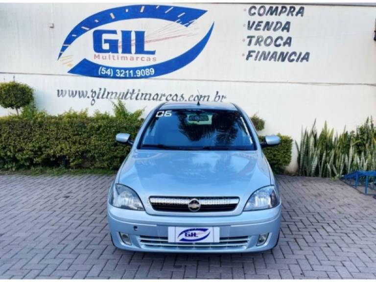 CHEVROLET - CORSA - 2006/2006 - Prata - R$ 28.900,00