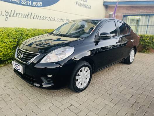 NISSAN - VERSA - 2013/2013 - Preta - Sob Consulta
