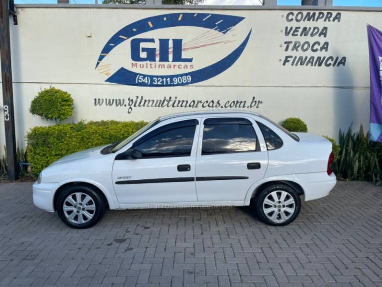 CHEVROLET - CORSA - 2005/2005 - Branca - R$ 21.900,00