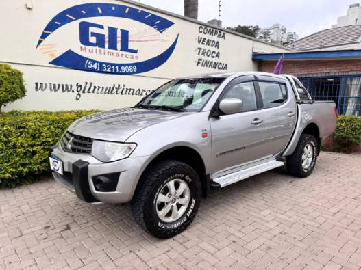 MITSUBISHI - L200 TRITON - 2015/2015 - Prata - R$ 99.900,00