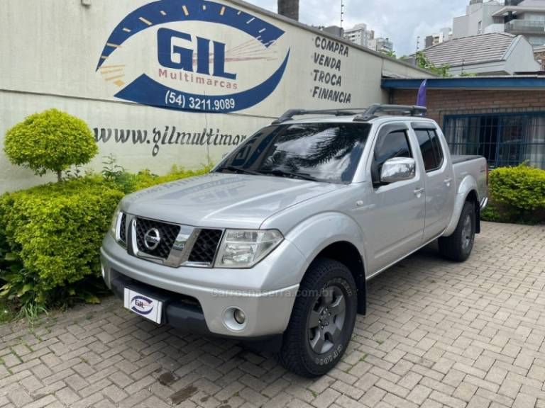 NISSAN - FRONTIER - 2010/2010 - Prata - R$ 94.900,00