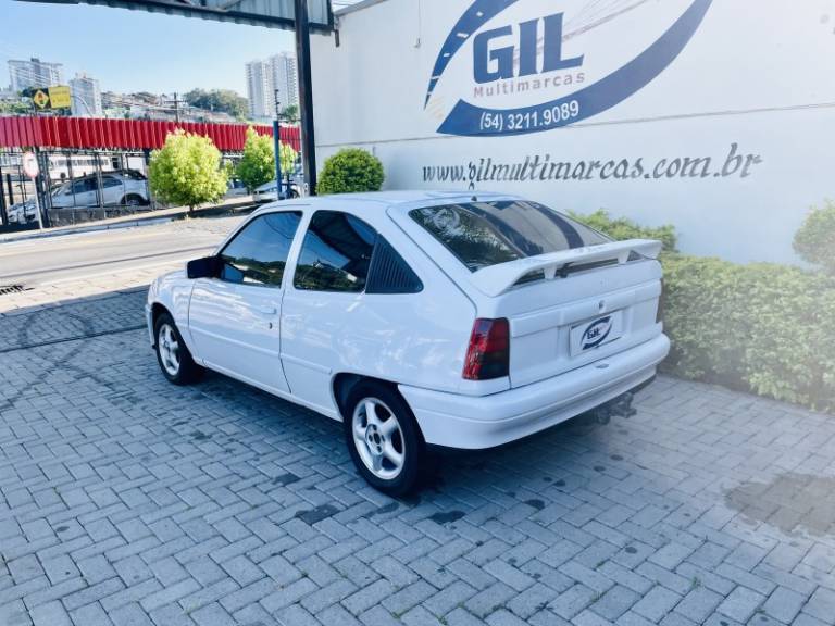 CHEVROLET - KADETT - 1998/1998 - Branca - R$ 16.900,00