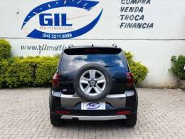 VOLKSWAGEN - CROSSFOX - 2010/2011 - Preta - R$ 39.900,00