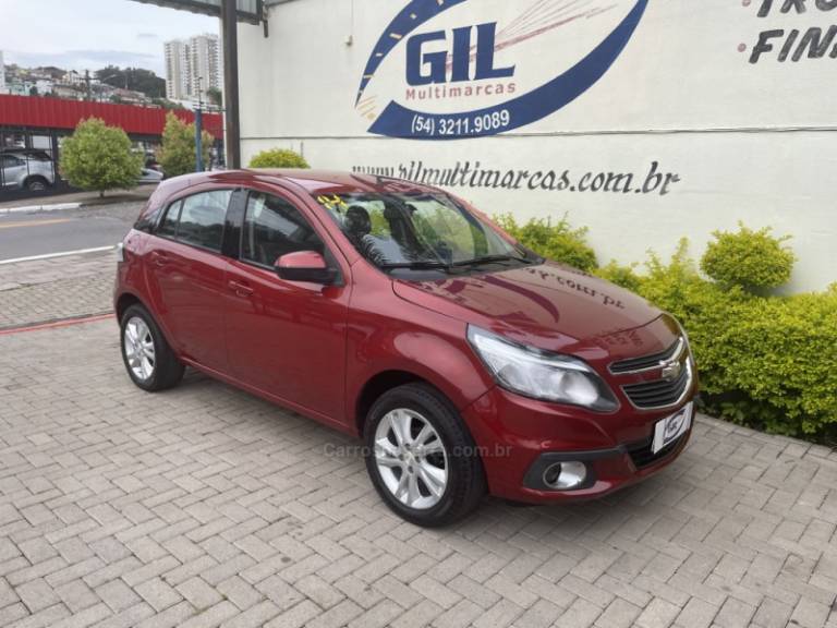 CHEVROLET - AGILE - 2014/2014 - Vermelha - R$ 42.900,00