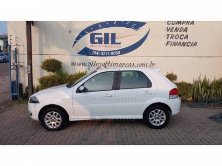 FIAT - PALIO - 2010/2010 - Branca - R$ 31.900,00