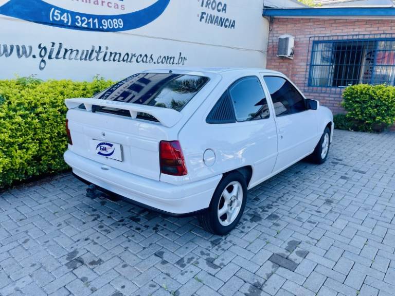 CHEVROLET - KADETT - 1998/1998 - Branca - R$ 16.900,00