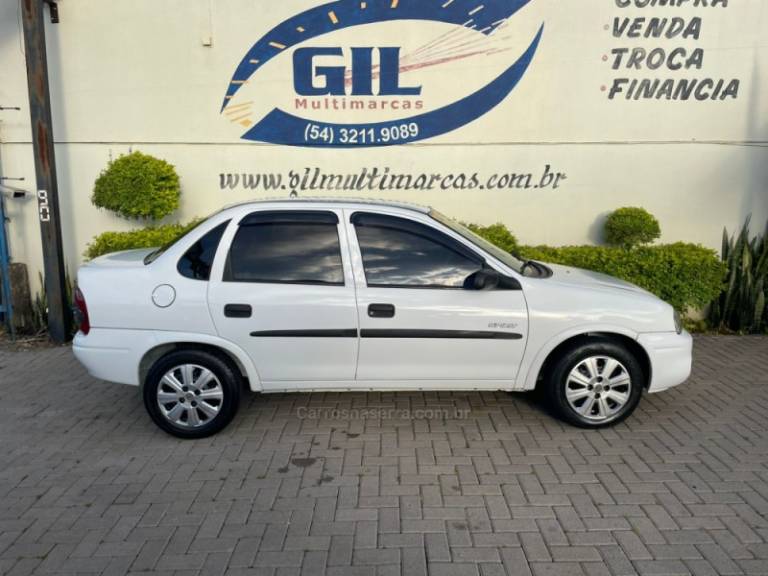 CHEVROLET - CORSA - 2005/2005 - Branca - R$ 21.900,00