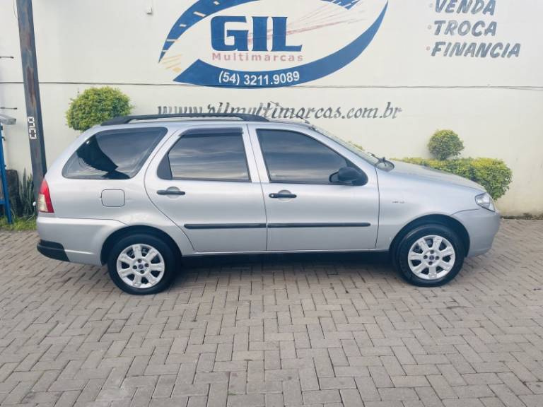 FIAT - PALIO - 2006/2006 - Prata - R$ 26.900,00