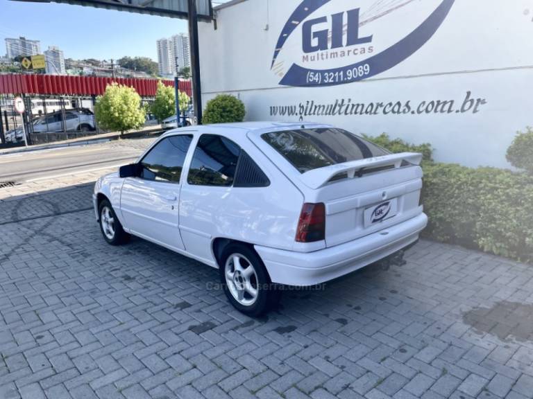 CHEVROLET - KADETT - 1998/1998 - Branca - R$ 16.900,00