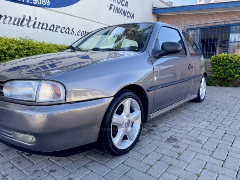 VOLKSWAGEN - GOL - 1996/1996 - Bege - R$ 29.900,00