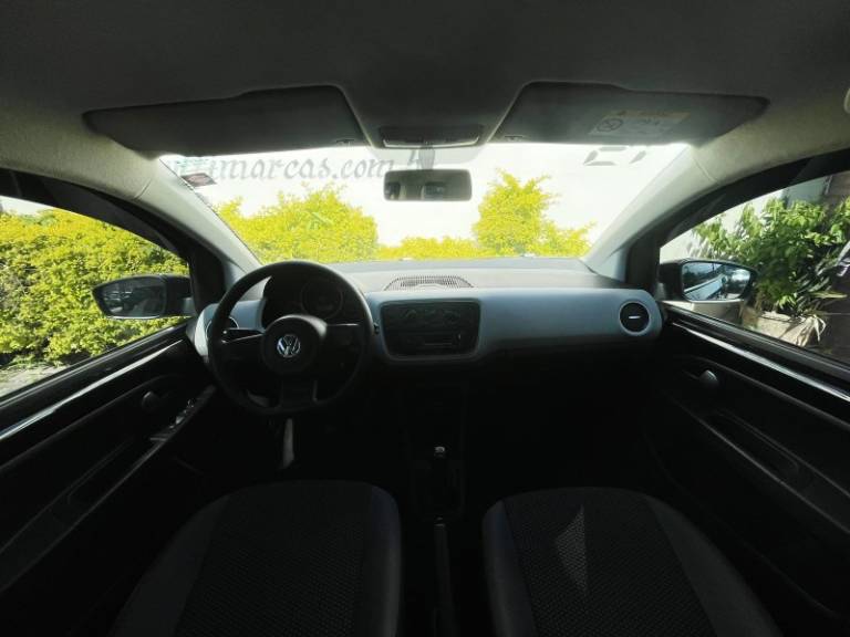 VOLKSWAGEN - UP - 2015/2015 - Preta - R$ 42.900,00
