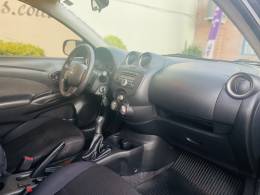 NISSAN - VERSA - 2013/2013 - Preta - Sob Consulta