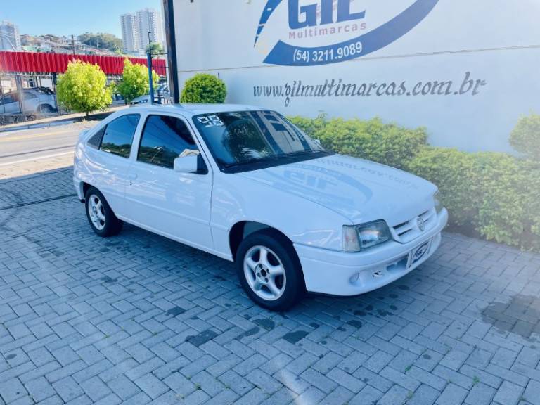 CHEVROLET - KADETT - 1998/1998 - Branca - R$ 16.900,00