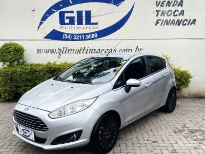 FORD - FIESTA - 2014/2015 - Prata - R$ 47.900,00