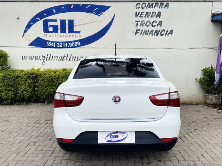 FIAT - GRAND SIENA - 2018/2018 - Branca - R$ 46.900,00