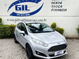 FORD - FIESTA - 2014/2015 - Prata - R$ 47.900,00