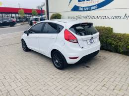FORD - FIESTA - 2015/2015 - Branca - R$ 46.900,00