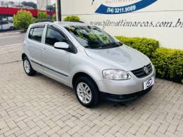 VOLKSWAGEN - FOX - 2010/2010 - Prata - R$ 28.500,00