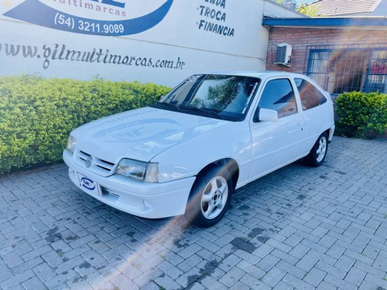 CHEVROLET - KADETT - 1998/1998 - Branca - R$ 16.900,00