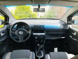 VOLKSWAGEN - CROSSFOX - 2006/2007 - Prata - R$ 34.900,00