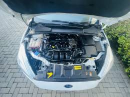 FORD - FOCUS - 2016/2016 - Branca - R$ 63.900,00