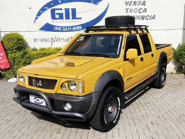 MITSUBISHI - L200 SAVANA - 2006/2006 - Amarela - R$ 59.900,00
