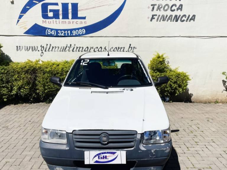 FIAT - UNO - 2011/2012 - Branca - R$ 17.900,00