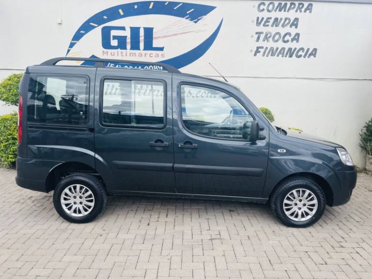 FIAT - DOBLÓ - 2013/2013 - Cinza - R$ 48.900,00