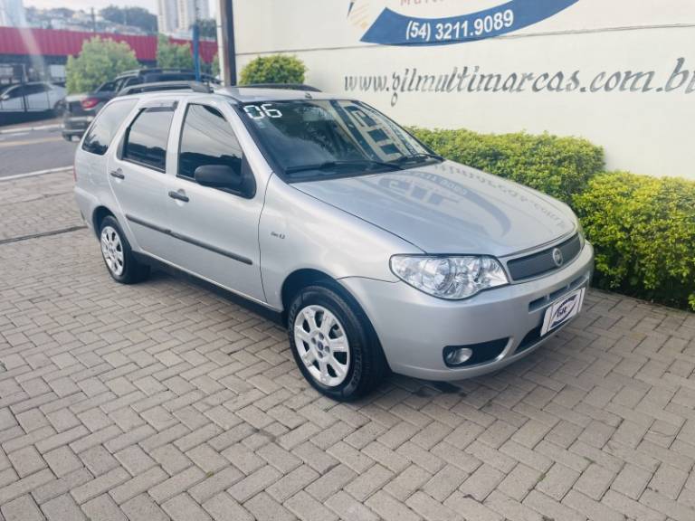 FIAT - PALIO - 2006/2006 - Prata - R$ 26.900,00