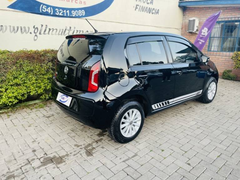 VOLKSWAGEN - UP - 2015/2015 - Preta - R$ 42.900,00