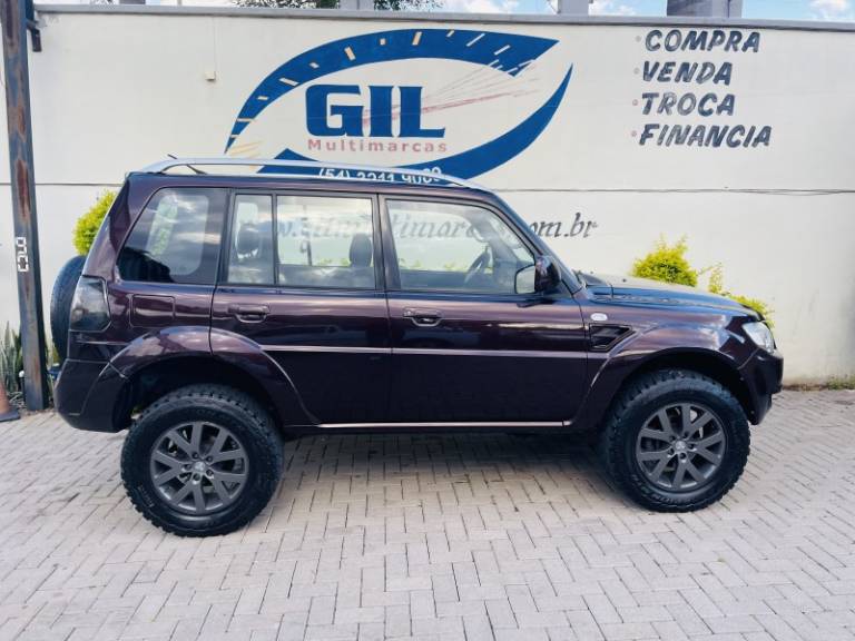 MITSUBISHI - PAJERO TR4 - 2012/2012 - Vermelha - R$ 61.900,00