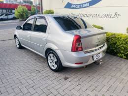 RENAULT - LOGAN - 2013/2013 - Prata - R$ 33.900,00