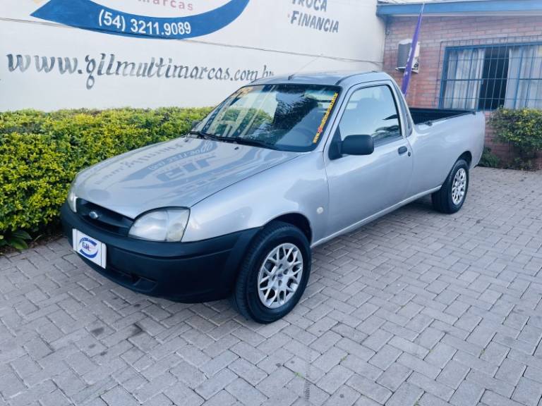 FORD - COURIER - 2009/2009 - Prata - R$ 33.900,00
