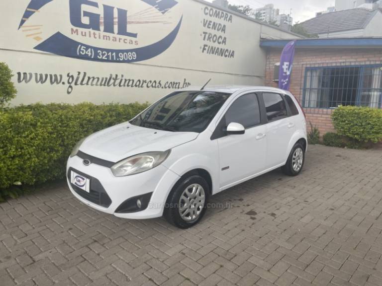 FORD - FIESTA - 2011/2011 - Branca - R$ 31.900,00