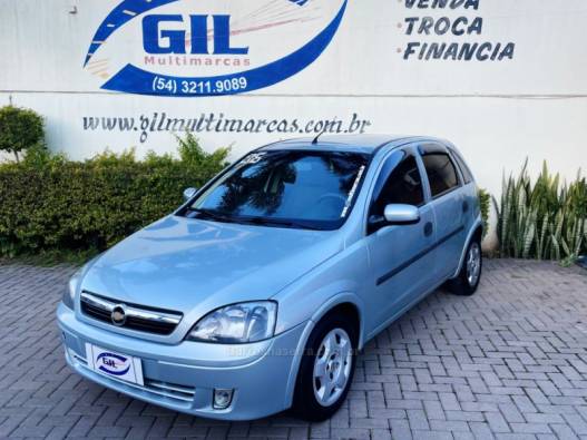 CHEVROLET - CORSA - 2006/2006 - Prata - R$ 28.900,00