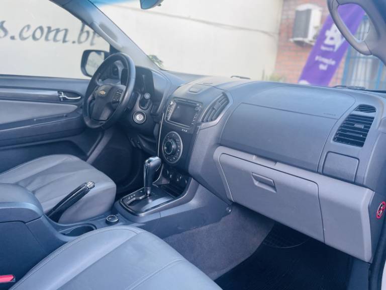 CHEVROLET - S10 - 2014/2014 - Prata - Sob Consulta