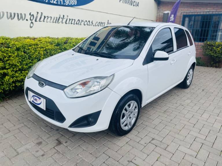 FORD - FIESTA - 2013/2013 - Branca - R$ 32.900,00