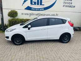 FORD - FIESTA - 2015/2015 - Branca - R$ 46.900,00