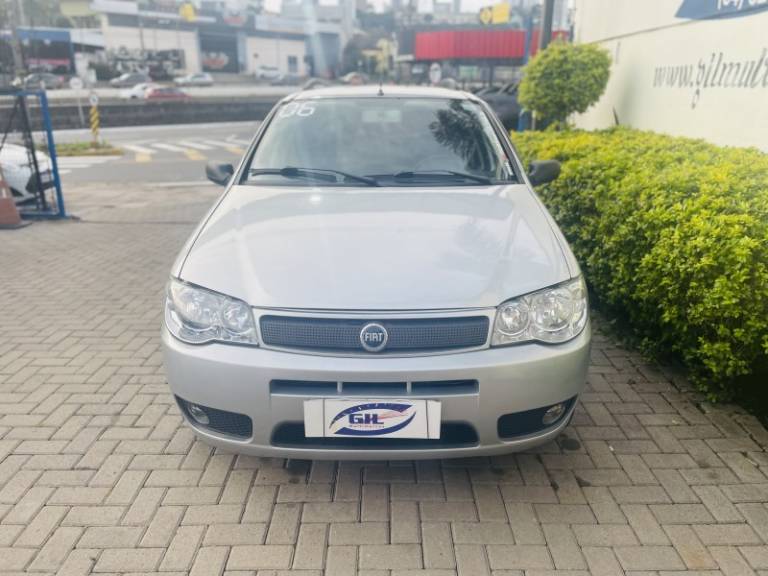 FIAT - PALIO - 2006/2006 - Prata - R$ 26.900,00