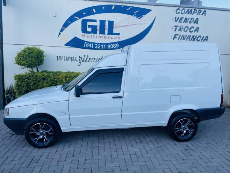 FIAT - FIORINO - 2002/2003 - Branca - R$ 27.900,00